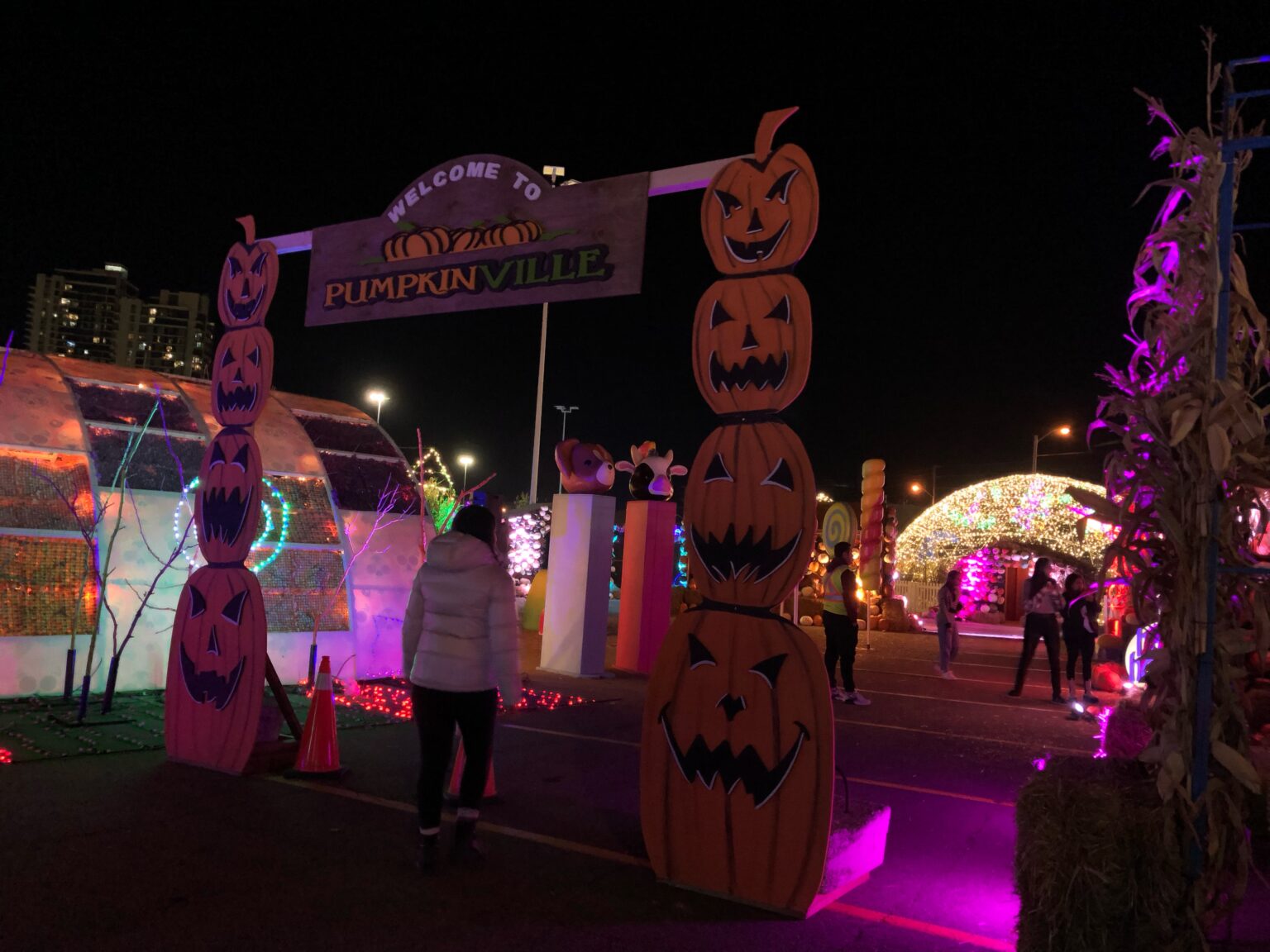 Halloween Nights of Lights & Pumpkinville opens at CF Sherway Gardens
