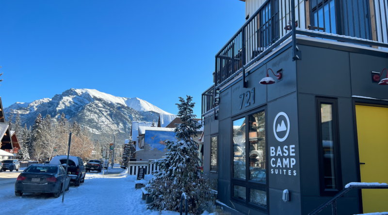 hotels at canmore